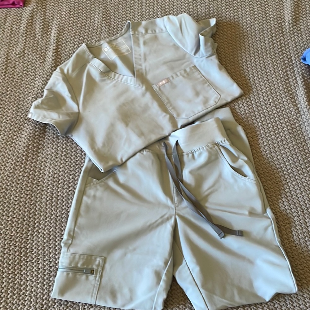 Figs Scrubs